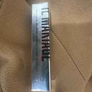 Il Mikiage perfecting concealer NWT